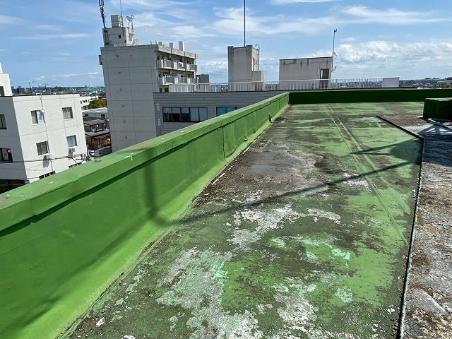 屋上劣化写真