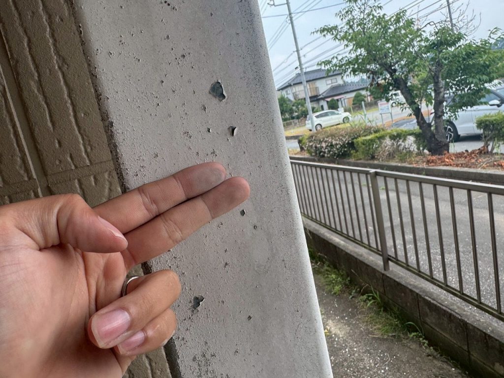 柱部材の小さな欠け