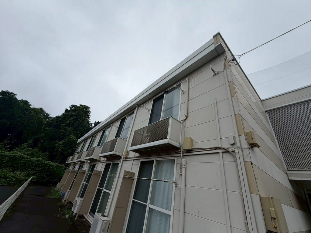 裏面外壁の全景