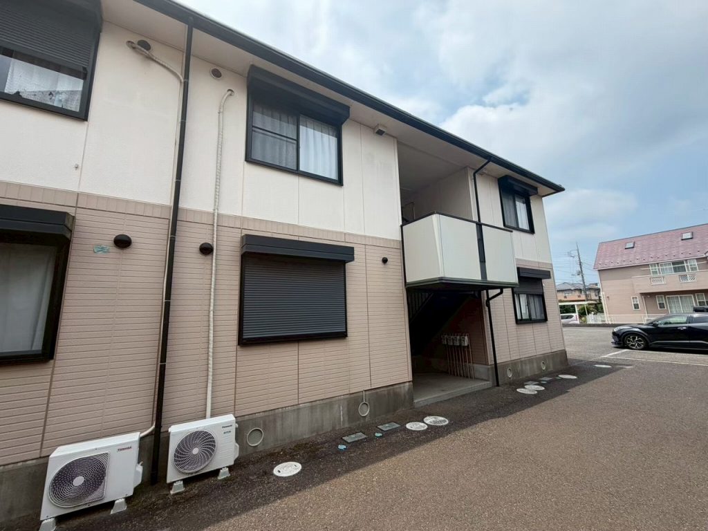 龍ケ崎市 外壁のシーリング劣化とチョーキングを確認した窯業系サイディング建物　龍ヶ崎市の現地調査