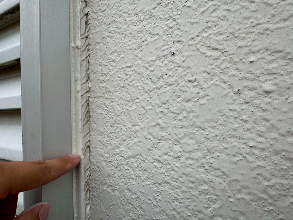 窓まわりの隙間劣化