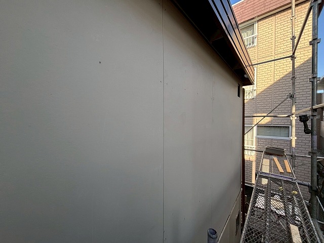 新規サイディングの仕上げ