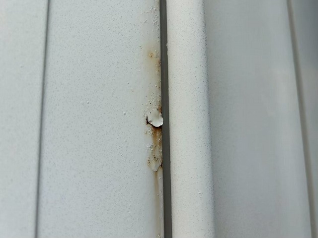 鉄部の錆びと剥がれ