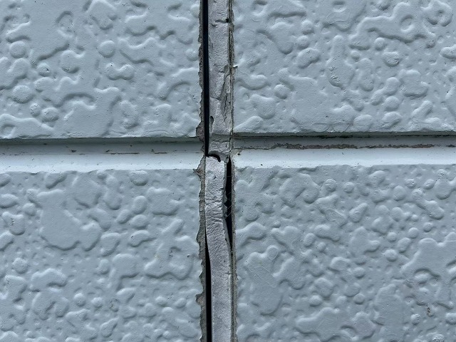切れた目地シーリング