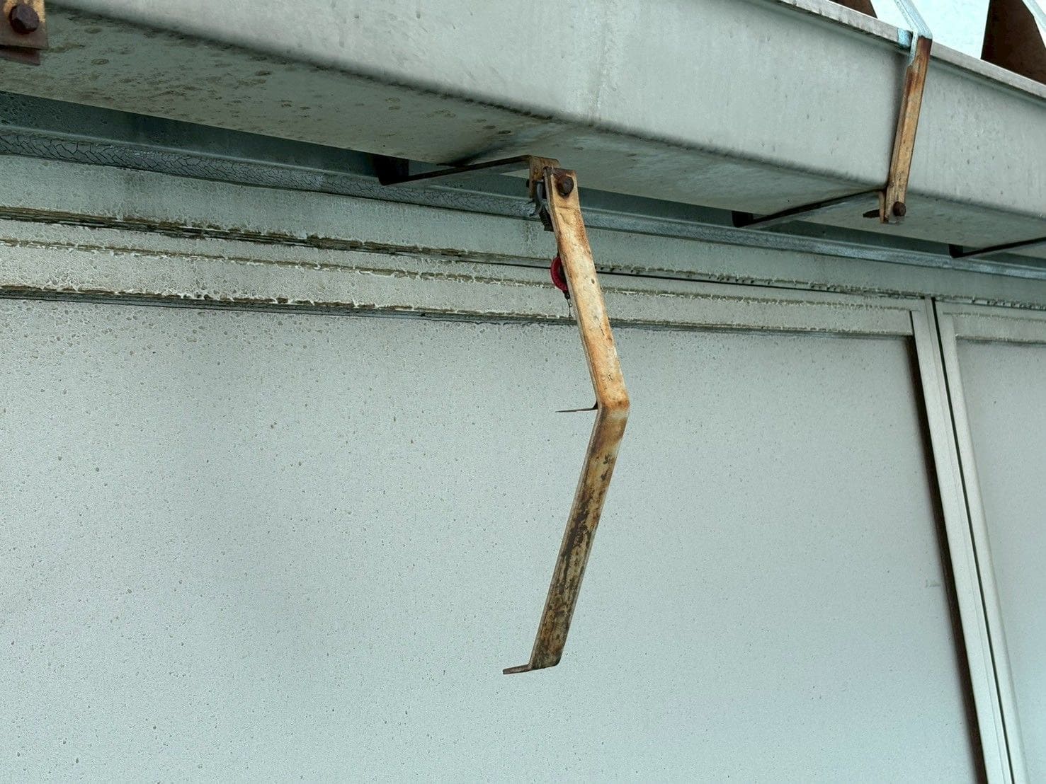 雨樋の錆・歪み
