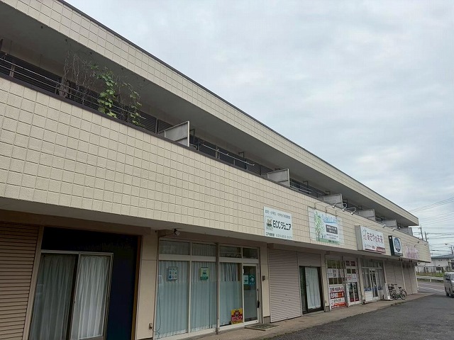 上階外廊下の外観