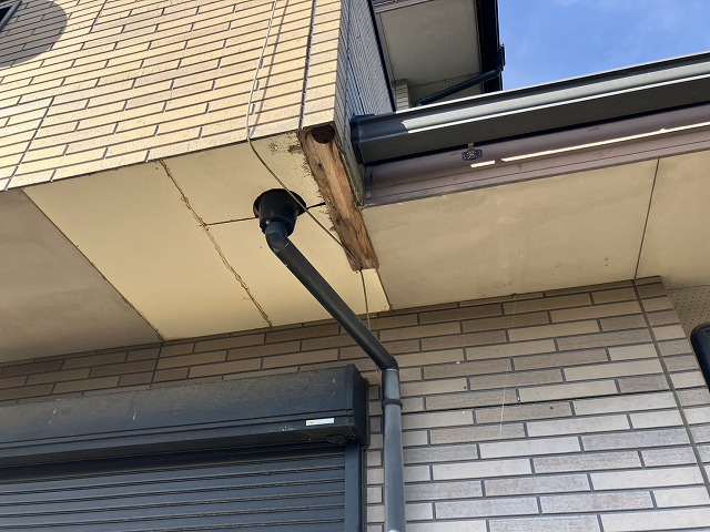 軒先木部の腐食