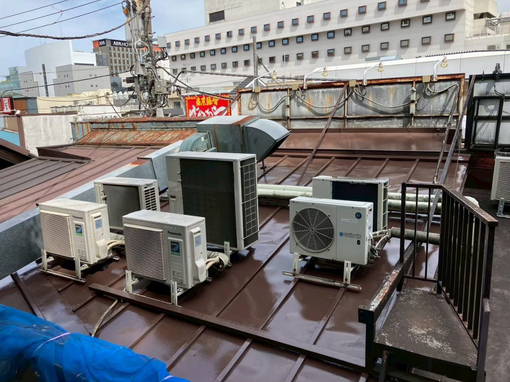 塗装完了後の屋根全景