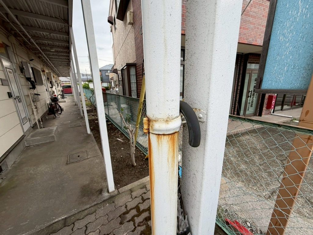 支柱接合部の錆び