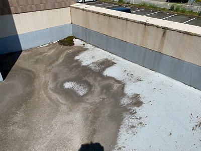 屋上防水の摩耗状況