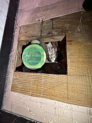 床下地と排水部の露出