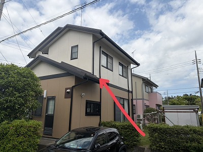 下屋根付近の写真